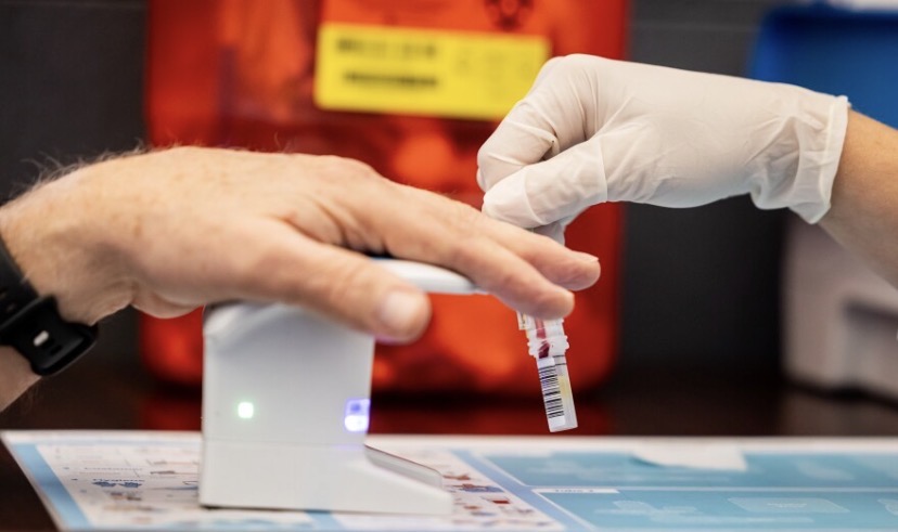 Parmak ucundan alınan kanla Alzheimer teşhisi araştırılıyor